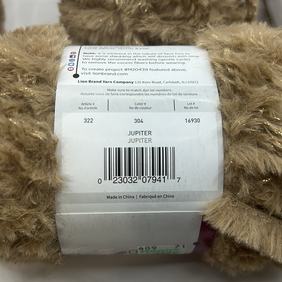 Lions Brand Go For Faux Sparkle yarn.  Jupiter 5 pack - Picture 6 of 8